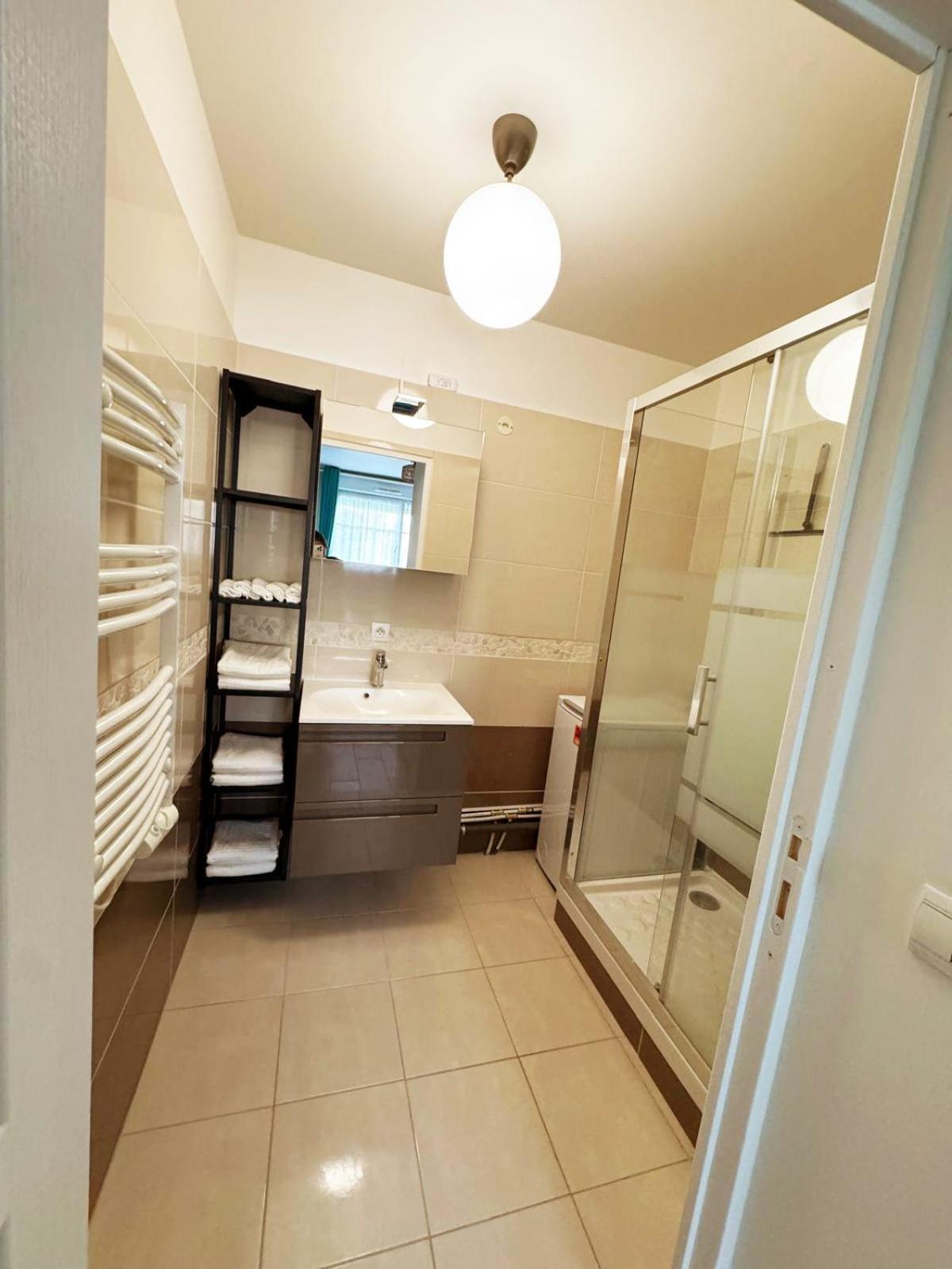 Appartement Magnolia 40M2, Parking Et Wifi Gratuit Montévrain Eksteriør bilde