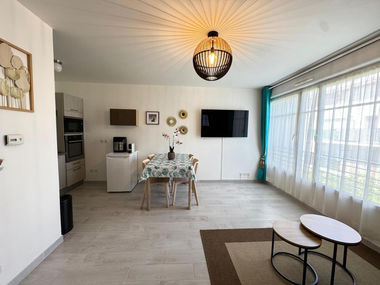 Appartement Magnolia 40M2, Parking Et Wifi Gratuit Montévrain Eksteriør bilde